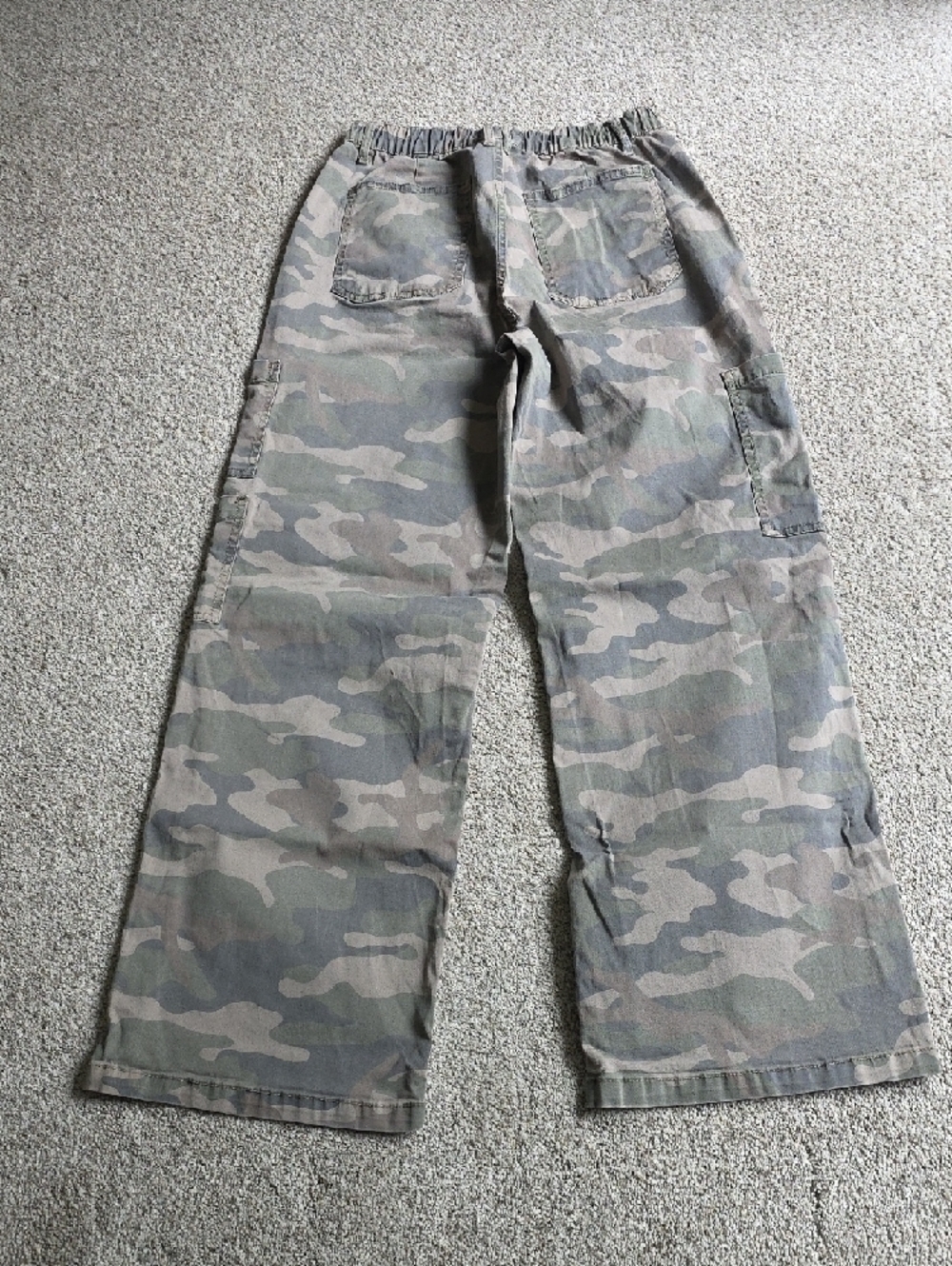 No Boundaries Men's Camouflage Cargo Pants - Green/Gray Camo - Picture 2 of 3